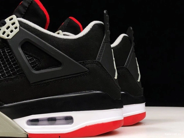 CEMENT 4 308497-060 BLACK JORDAN RETRO 0818